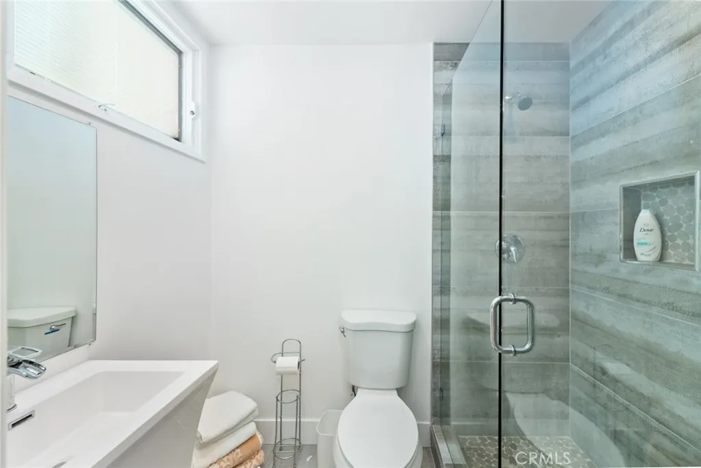 Additional image 67 of 2212 W Oceanfront, Newport Beach, CA 92663