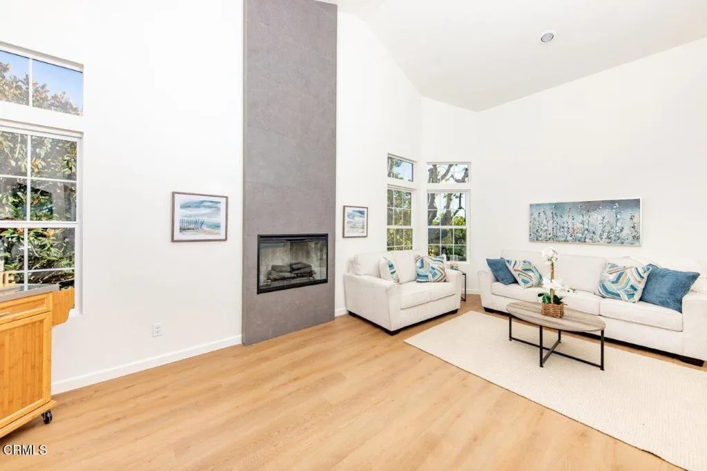 Additional image 3 of 11829 Gateway Boulevard Unit 2, Los Angeles, CA 90064