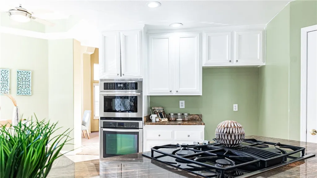 Additional image 11 of 680 Avenida Terrazo, Corona, CA 92882