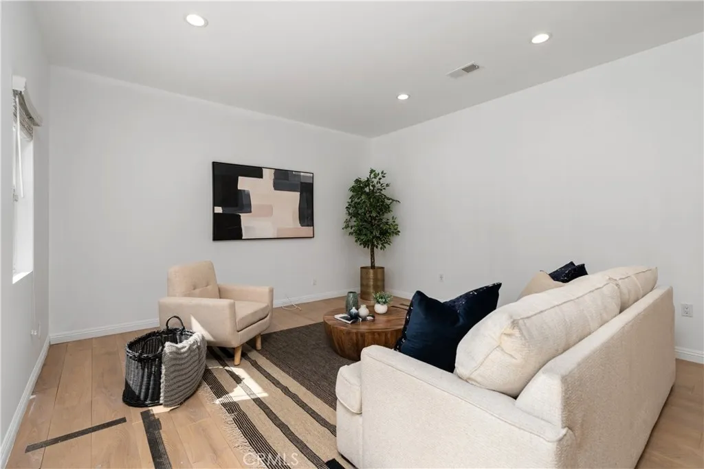 Additional image 12 of 5732 Wilbur Avenue, Tarzana, CA 91356