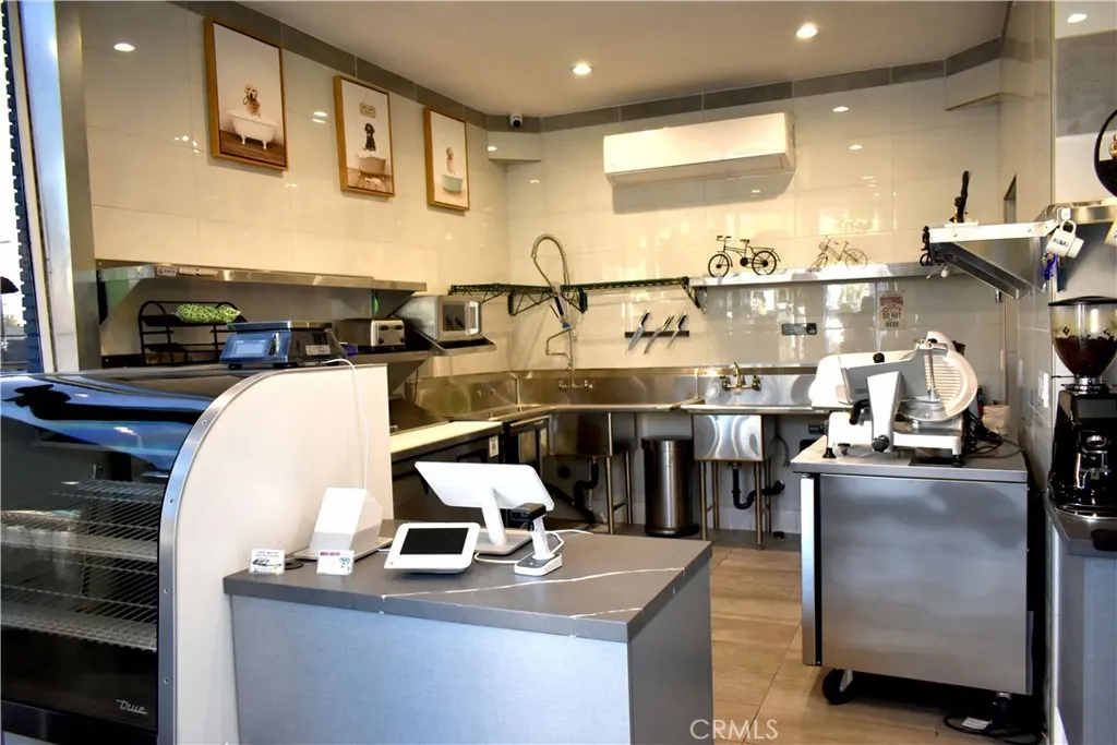 Additional image 20 of 453 S Glenoaks Boulevard, Burbank, CA 91502