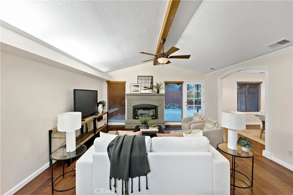 Additional image 6 of 304 E Omaha Avenue, Fresno, CA 93720