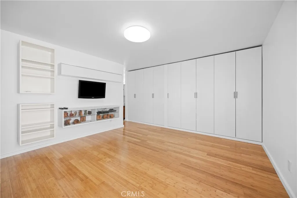 Additional image 42 of 14960 Victory Unit 102, Van Nuys, CA 91411