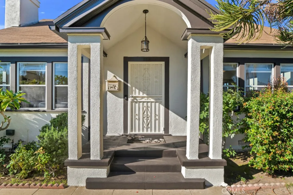 Additional image 43 of 337 N Beachwood Drive, Los Angeles, CA 90004