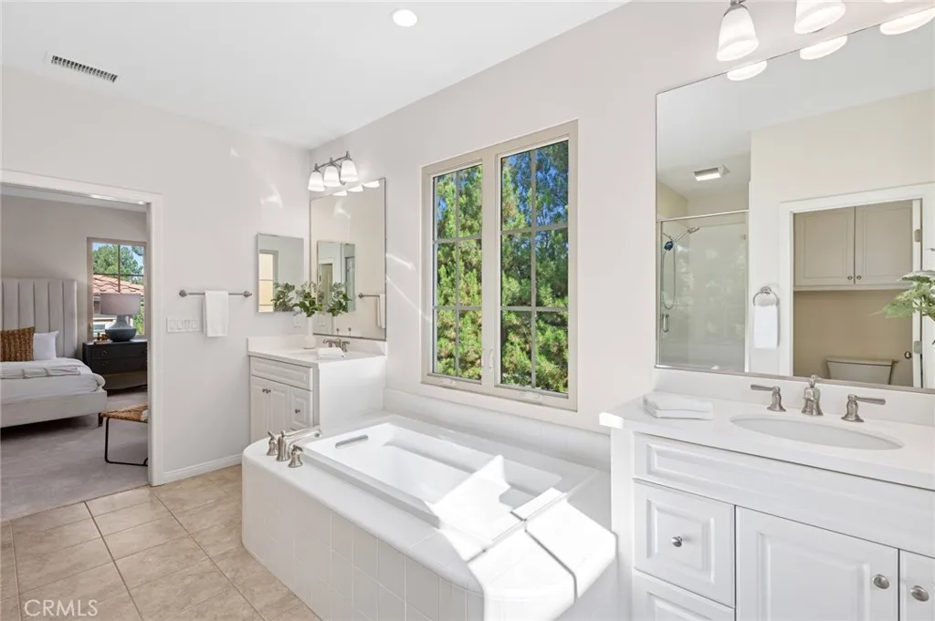 Additional image 90 of 61 Lupari, Irvine, CA 92618