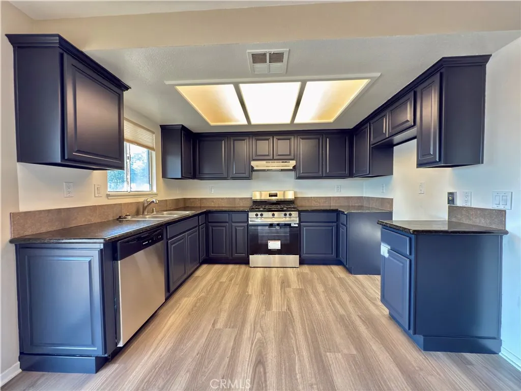 Additional image 10 of 41043 Fieldspring Street, Lancaster, CA 93535