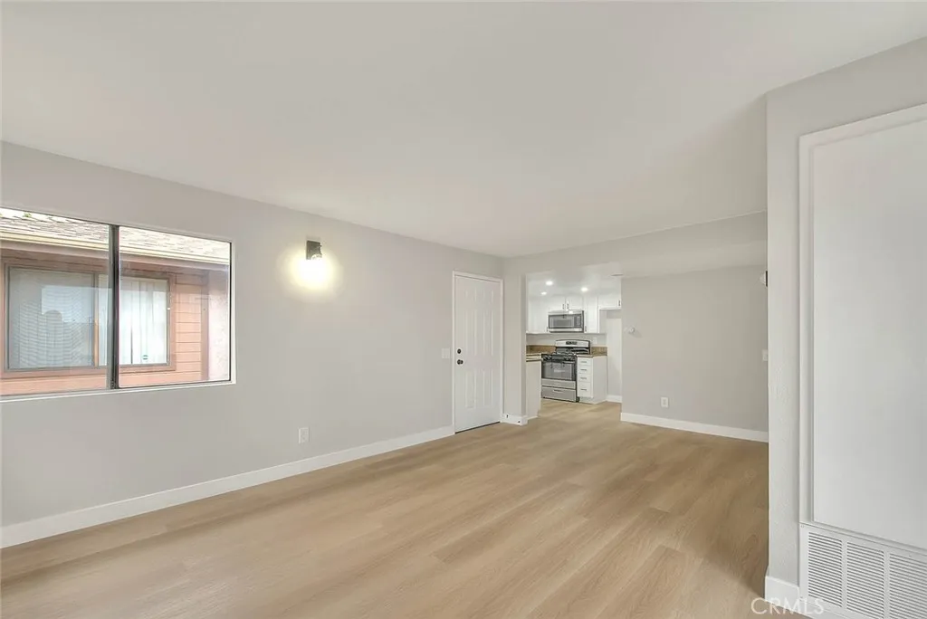 Additional image 8 of 1333 Massachusetts Avenue Unit 201, Riverside, CA 92507