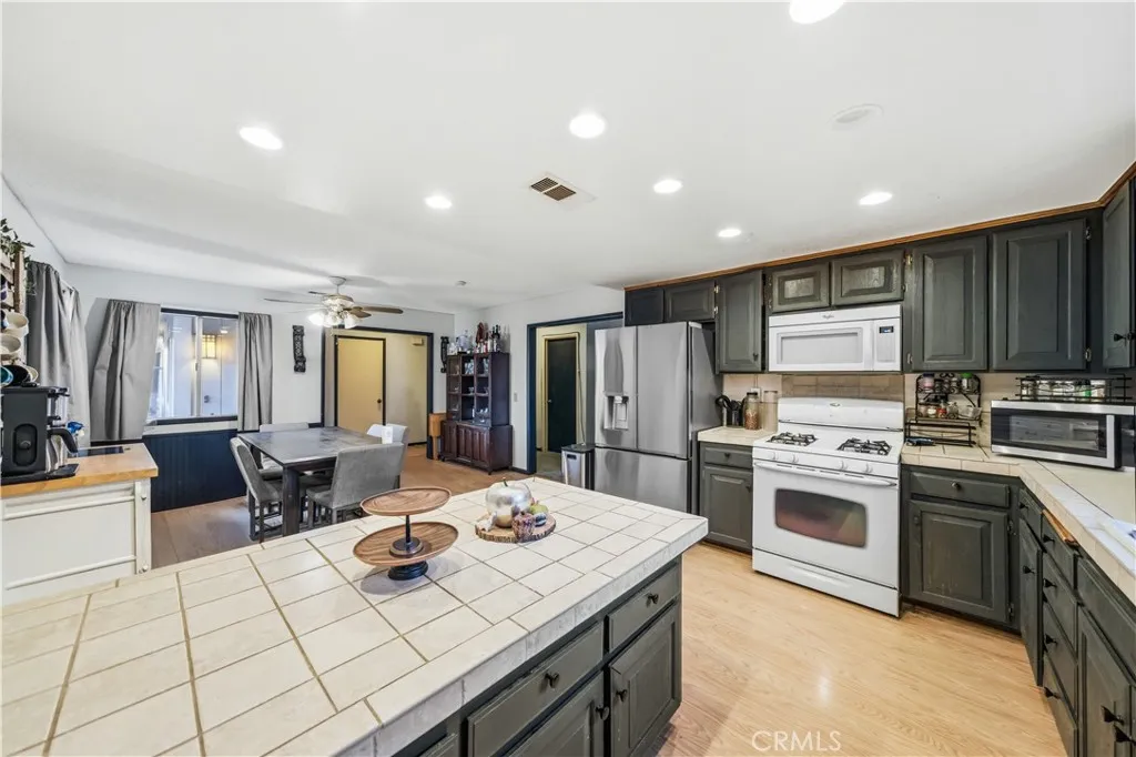 Additional image 53 of 42290 Mayberry Avenue, Hemet, CA 92544