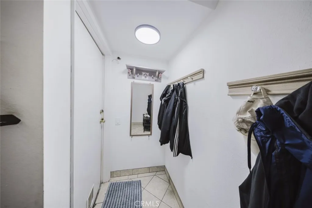 Additional image 18 of 9775 Via Roma, Burbank, CA 91504