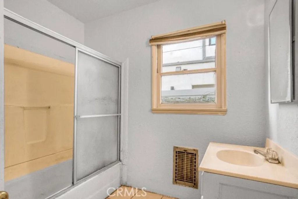 Additional image 13 of 14153 Tiara Street, Van Nuys, CA 91401