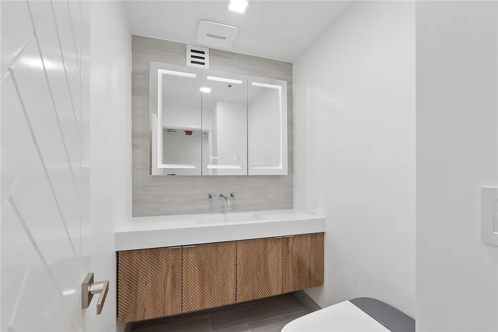 Additional image 33 of 10790 Wilshire Boulevard Unit 806, Los Angeles, CA 90024