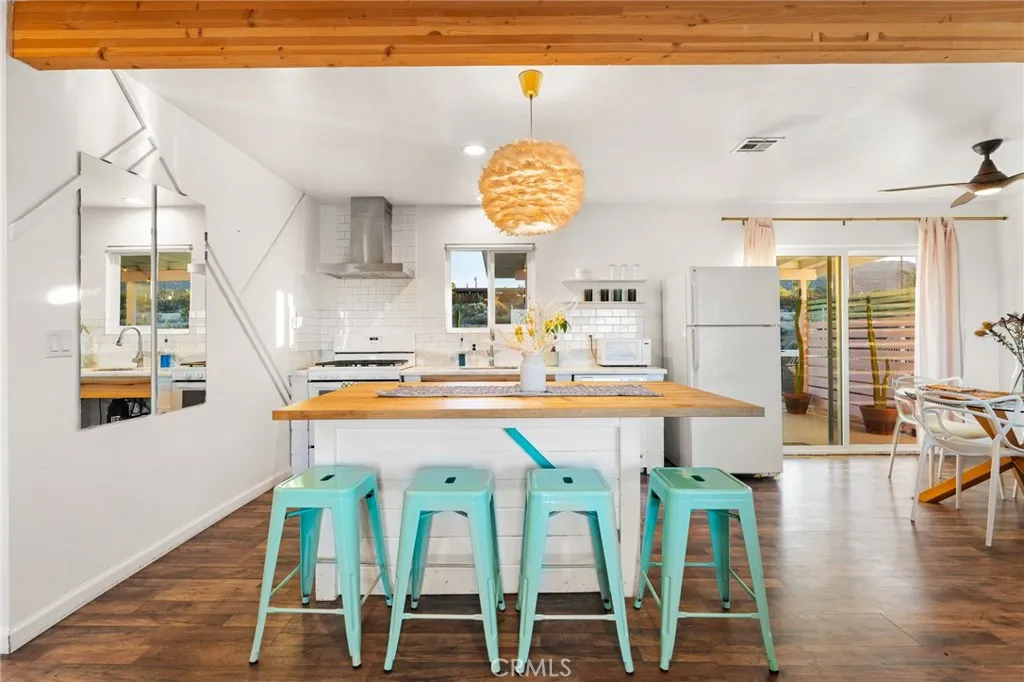 Additional image 5 of 61773 Crest Circle Dr, Joshua Tree, CA 92277