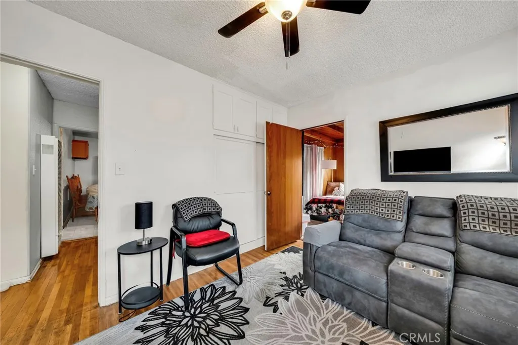 Additional image 14 of 1410 W School St, Compton, CA 90220