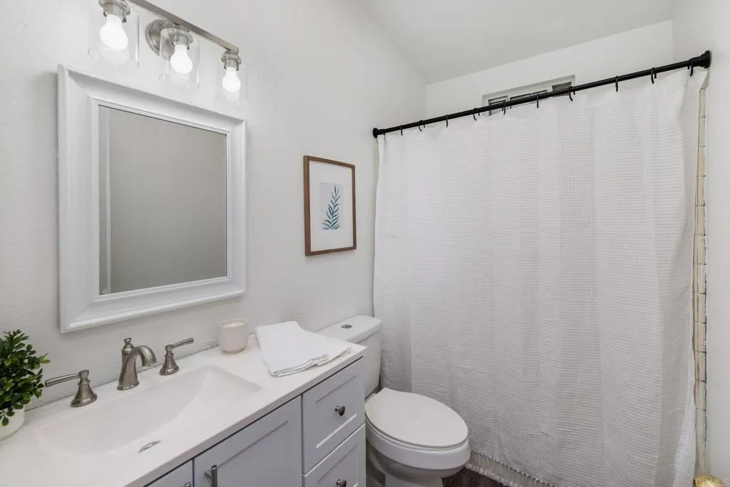 Additional image 18 of 1149 Cochise Court, Vista, CA 92084