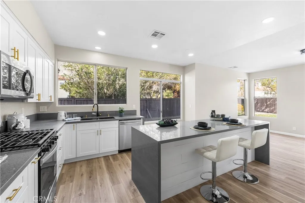 Additional image 90 of 38830 Calistoga Street, Palmdale, CA 93551