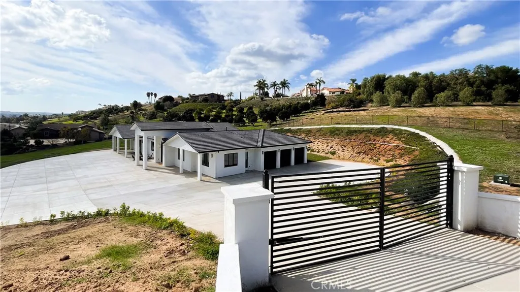 Additional image 6 of 2027 Via Monserate, Fallbrook, CA 92028