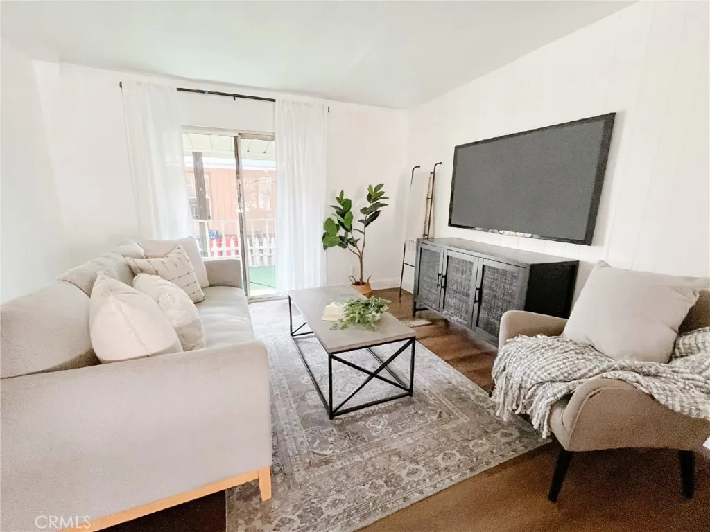 Additional image 7 of 300 N Rampart Street Unit 127, Orange, CA 92868