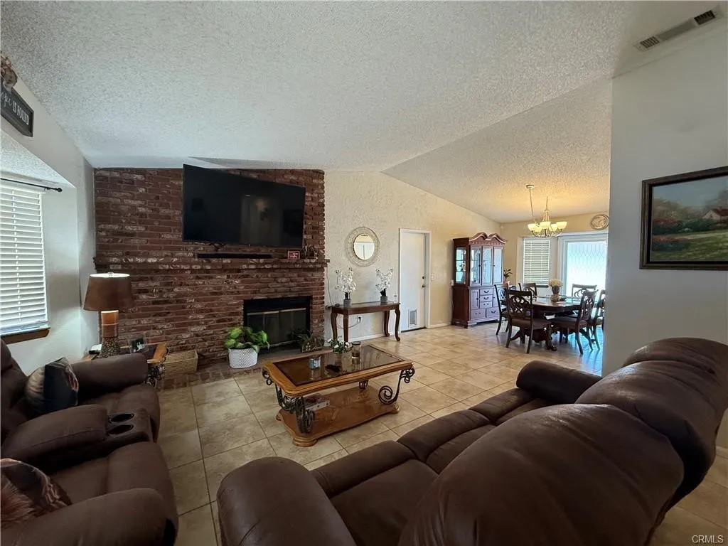 Additional image 9 of 21275 Pocomoke Road, Apple Valley, CA 92308