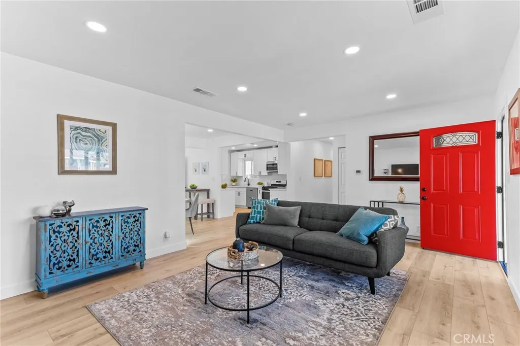 Additional image 4 of 268 W Willow St, Pomona, CA 91768