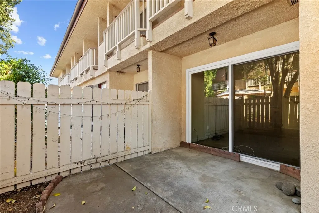 Additional image 3 of 8031 Canby Ave Unit 4, Reseda, CA 91335