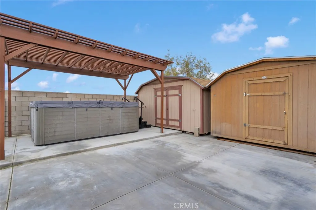 Additional image 100 of 15394 Baxter St, Victorville, CA 92394