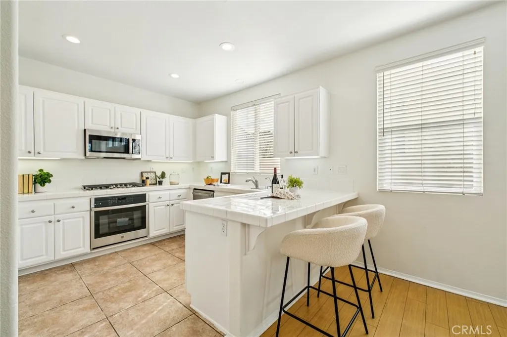 Additional image 75 of 24150 View Pointe Ln, Valencia, CA 91355