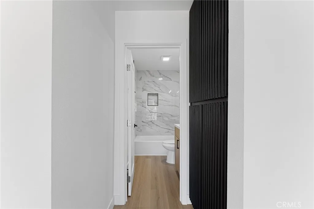 Additional image 50 of 10219 Pinewood Unit 2, Tujunga, CA 91042