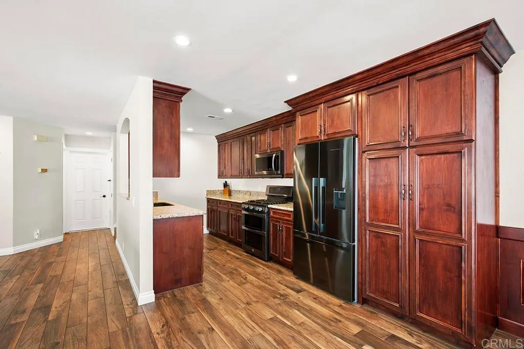 Additional image 9 of 2478 Manzana Way, San Diego, CA 92139