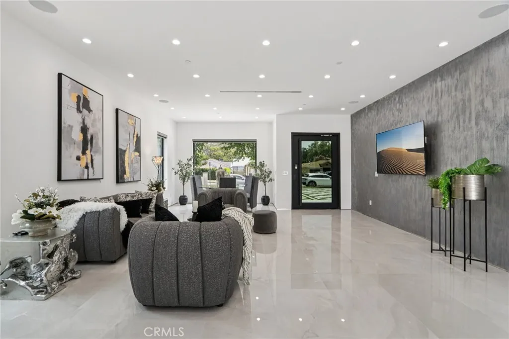 Additional image 71 of 2227 N Lamer Street, Burbank, CA 91504