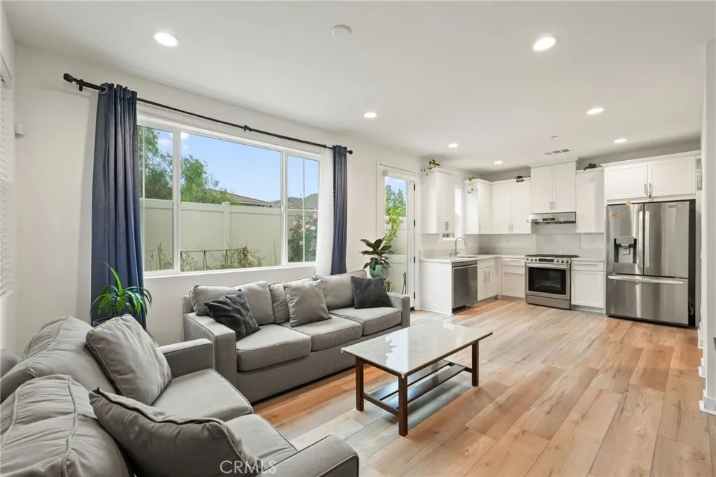 Additional image 49 of 1740 Heywood St #B, Simi Valley, CA 93065