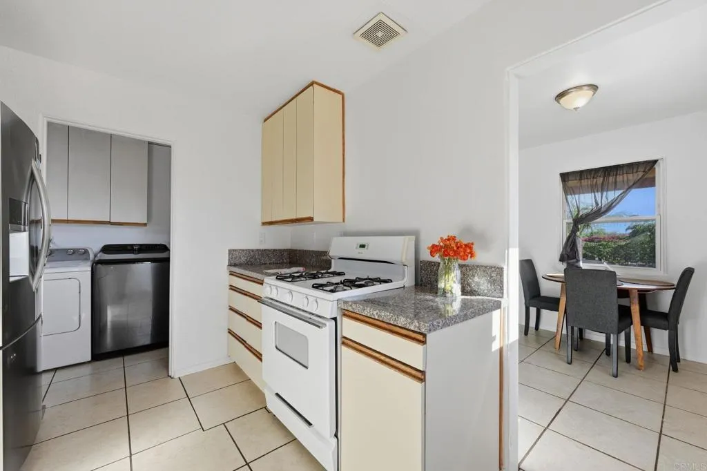 Additional image 35 of 558 E El Norte Parkway, Escondido, CA 92026