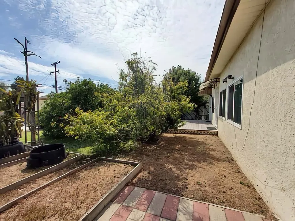 Additional image 17 of 1024 S 6th St, Alhambra, CA 91801