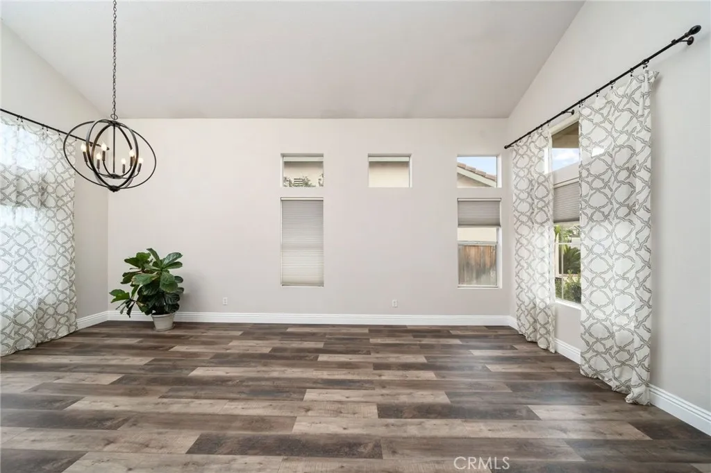 Additional image 7 of 945 Ferndale Dr, Corona, CA 92881