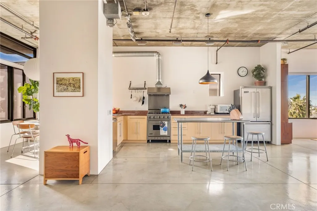 Additional image 17 of 835 Locust Avenue Unit 519, Long Beach, CA 90813