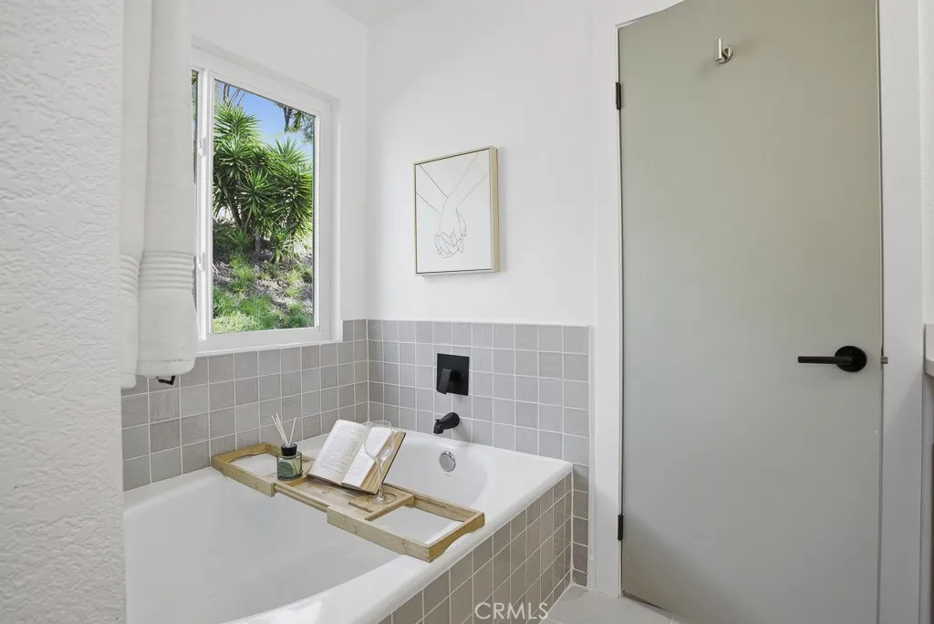 Additional image 76 of 1069 Belleza Street, Camarillo, CA 93012