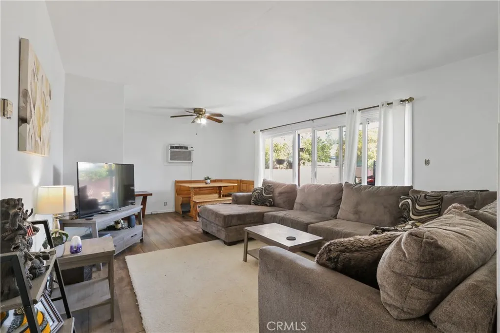 Additional image 7 of 13616 Cornuta Avenue, Bellflower, CA 90706