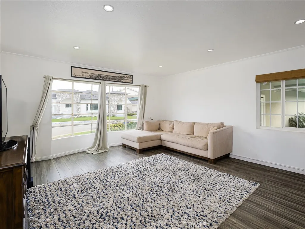 Additional image 5 of 12509 Manor Drive, Hawthorne, CA 90250