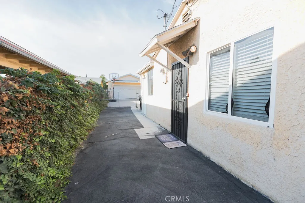 Additional image 15 of 13157 Glamis St, Pacoima, CA 91331