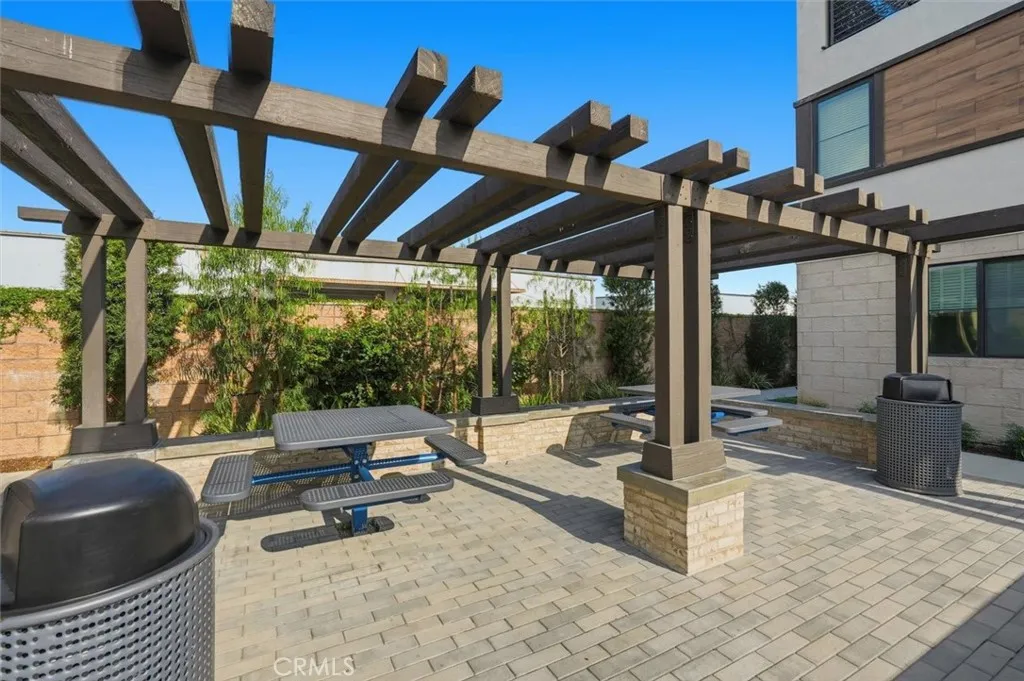 Additional image 115 of 2144 Swallowtail Walk, Gardena, CA 90249