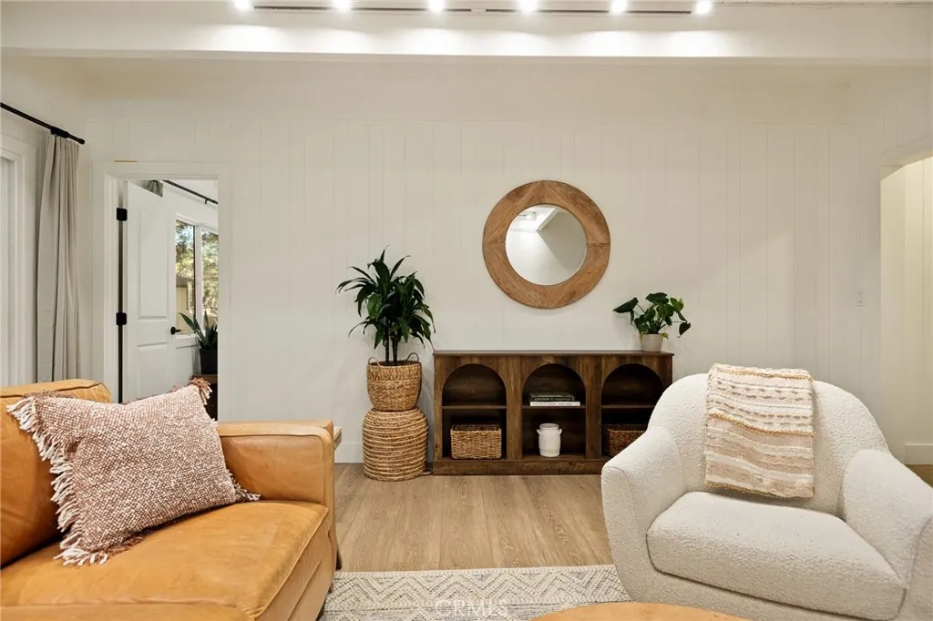 Additional image 107 of 300 Pioneer Rd, Lake Arrowhead, CA 92352