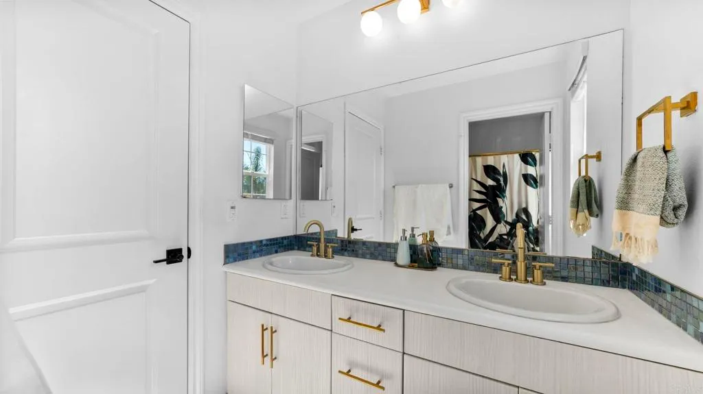 Additional image 75 of 560 Moonlight Drive, San Marcos, CA 92069