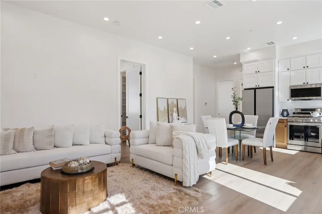 Additional image 91 of 14929 Vose Street, Van Nuys, CA 91405