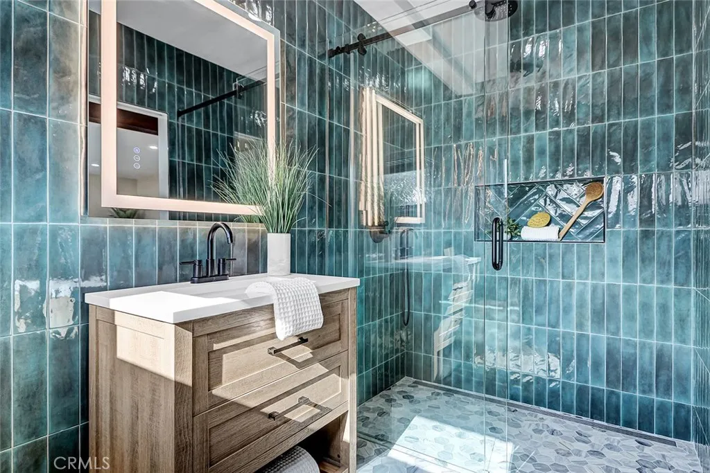 Additional image 42 of 876 Center Street, El Segundo, CA 90245