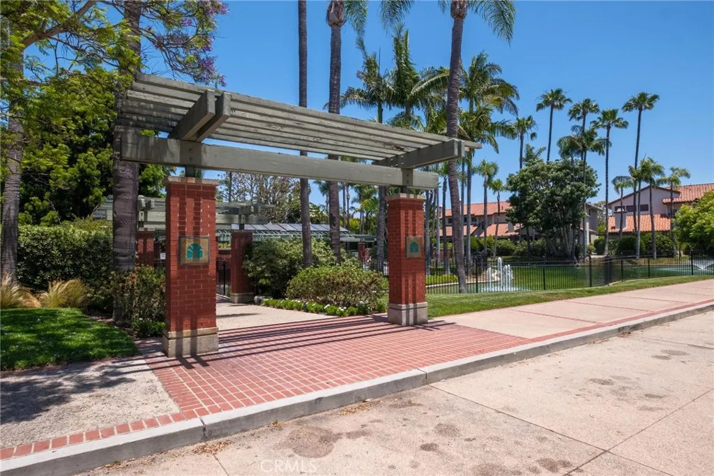 Additional image 57 of 18 Malaga Place East E, Manhattan Beach, CA 90266