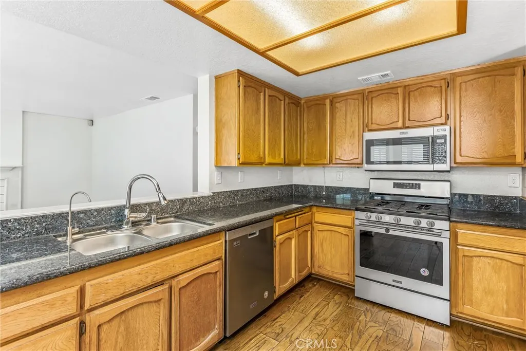 Additional image 14 of 2584 Gunnison Way, Colton, CA 92324