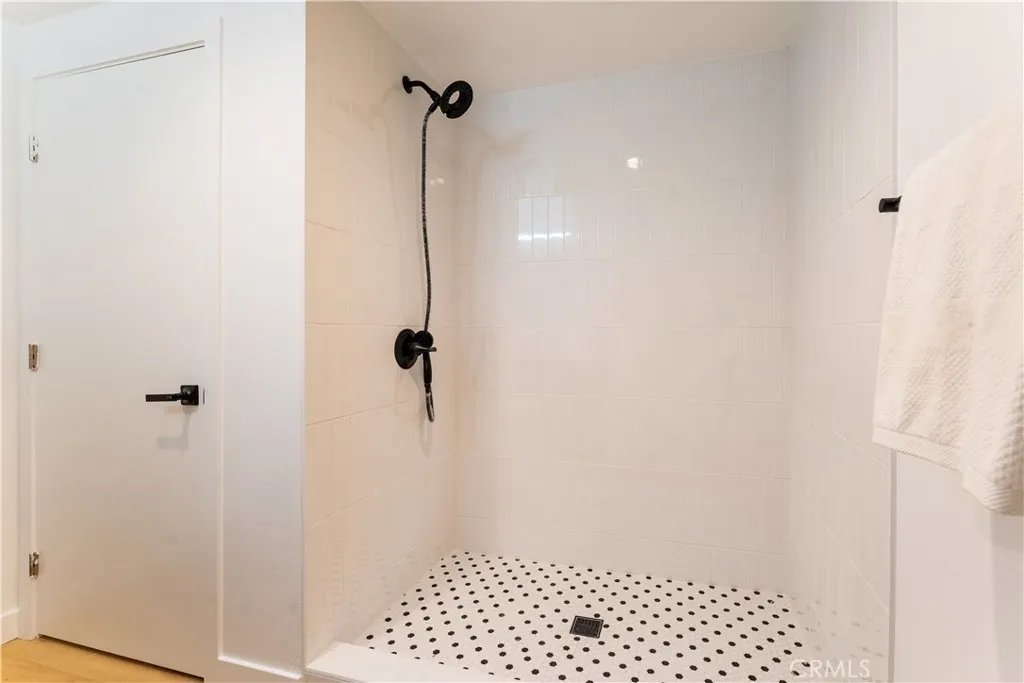 Additional image 20 of 1189 Crenshaw Boulevard, Los Angeles, CA 90019