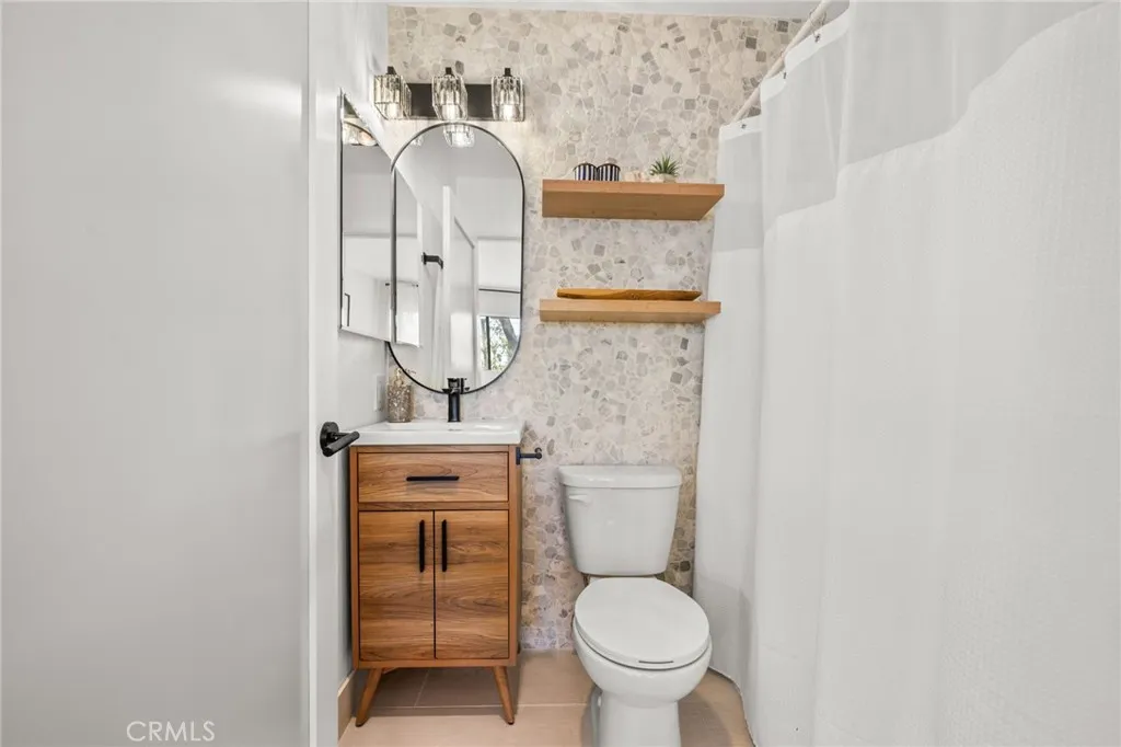 Additional image 29 of 2500 Abbot Kinney Unit 10, Venice, CA 90291