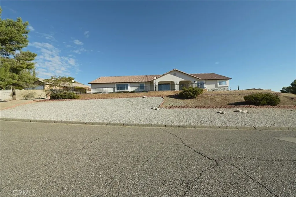 Additional image 2 of 16389 Viho Court, Apple Valley, CA 92307