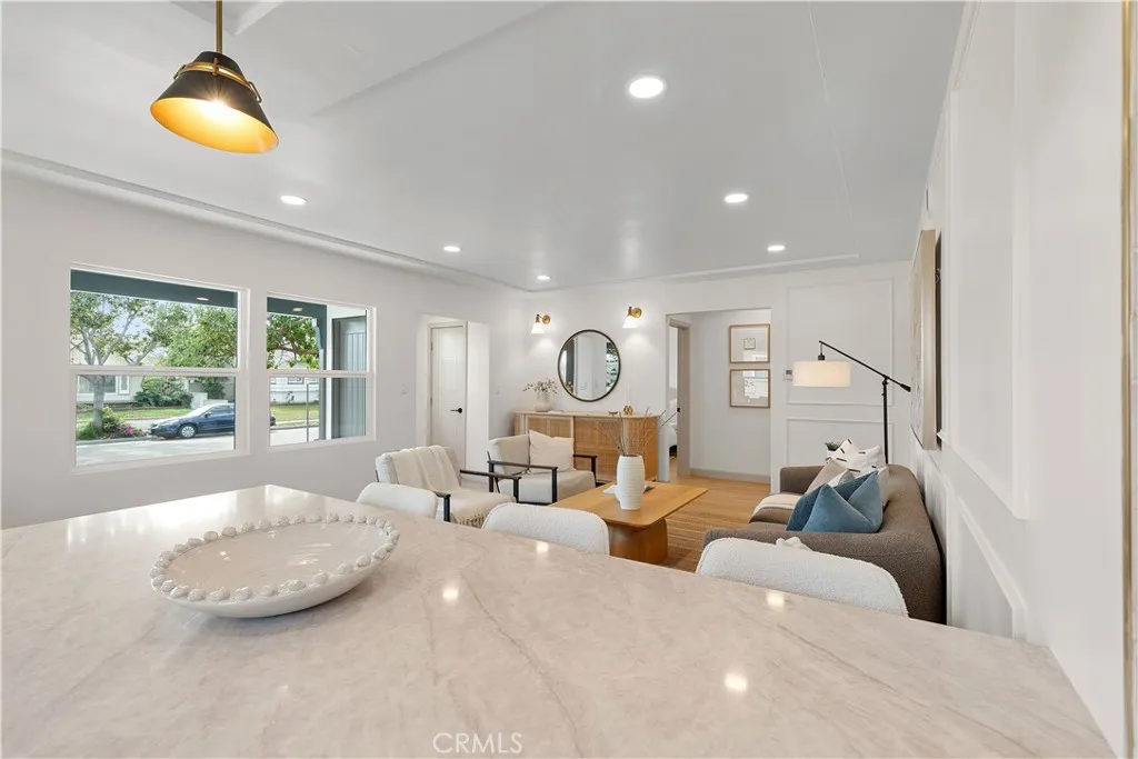 Additional image 23 of 925 W Autumn Dr, Anaheim, CA 92805