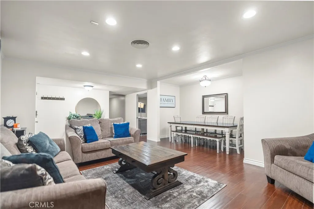 Additional image 13 of 1811 Country Club Dr, Bakersfield, CA 93306